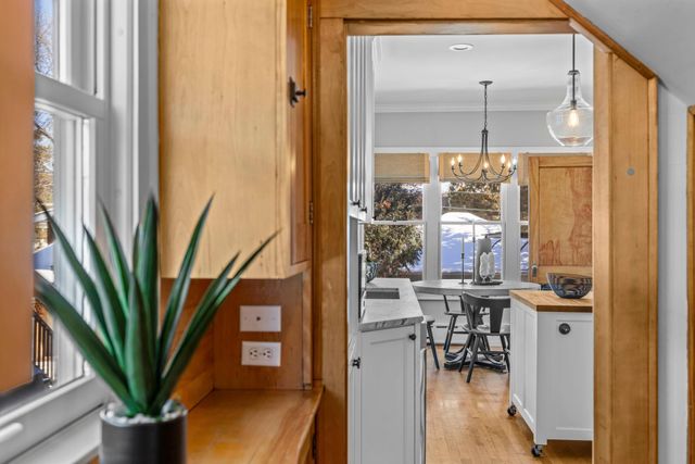 2405 Sheridan Avenue S, Minneapolis, MN 55405