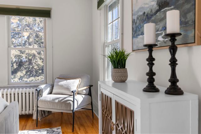 2405 Sheridan Avenue S, Minneapolis, MN 55405