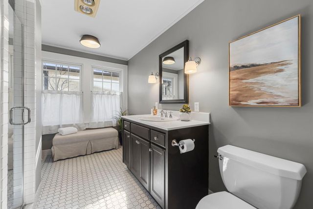 2405 Sheridan Avenue S, Minneapolis, MN 55405