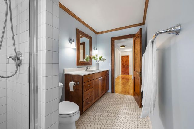 2405 Sheridan Avenue S, Minneapolis, MN 55405