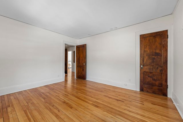 2405 Sheridan Avenue S, Minneapolis, MN 55405