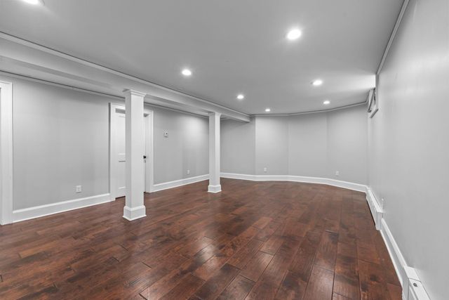 2405 Sheridan Avenue S, Minneapolis, MN 55405