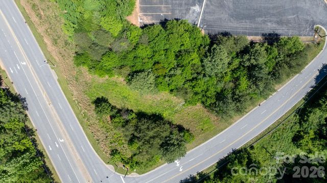 1610 1st Street W, Conover, NC 28613
