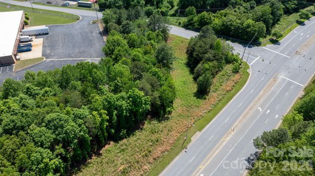 1610 1st Street W, Conover, NC 28613
