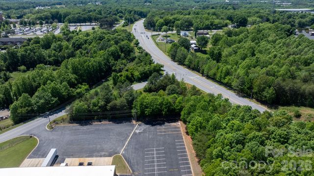 1610 1st Street W, Conover, NC 28613