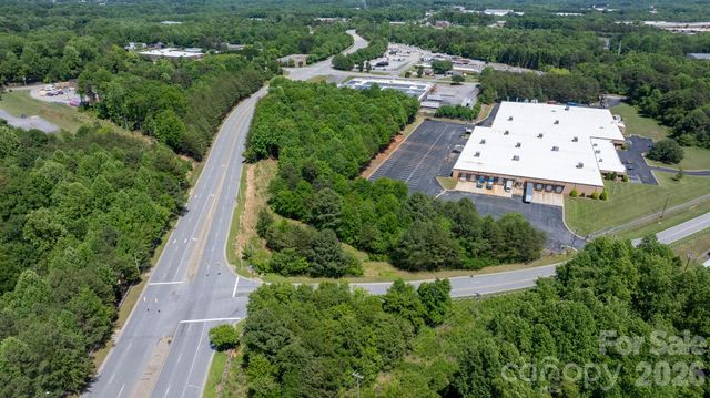 1610 1st Street W, Conover, NC 28613