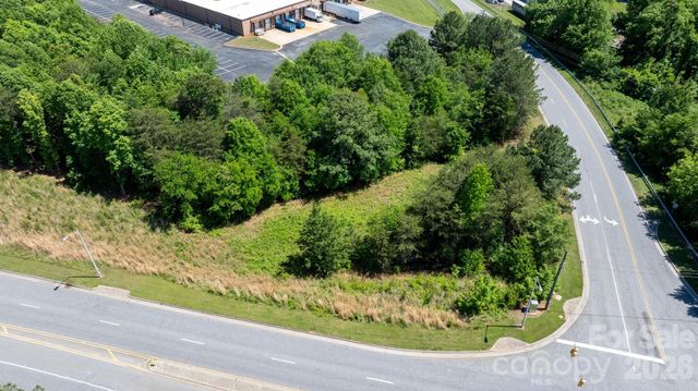 1610 1st Street W, Conover, NC 28613