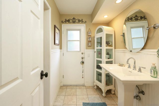13862 DAVENPORT AVENUE, San Diego, CA 92129