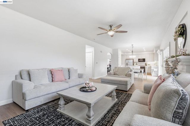 763 Grafton St, Manteca, CA 95337