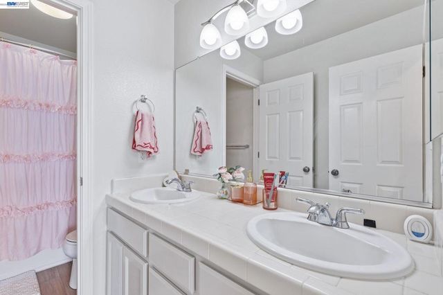 763 Grafton St, Manteca, CA 95337