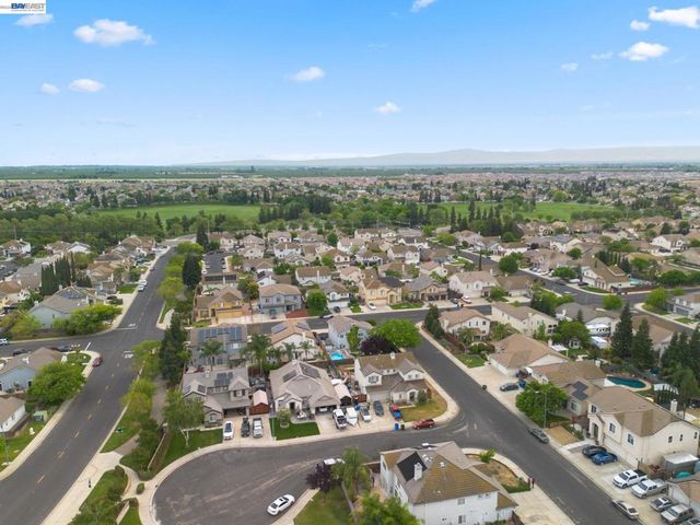 763 Grafton St, Manteca, CA 95337