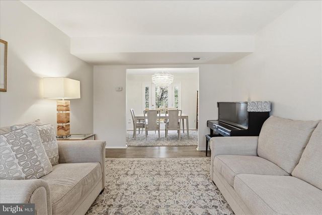 5526 KENDRICK LN, Burke, VA 22015