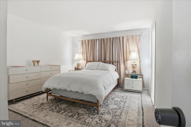 5526 KENDRICK LN, Burke, VA 22015