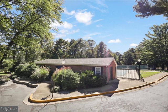 5526 KENDRICK LN, Burke, VA 22015