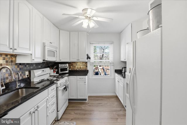 5526 KENDRICK LN, Burke, VA 22015