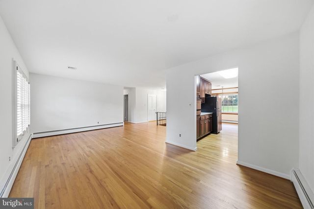 19040 NEW HAMPSHIRE AVE, Brinklow, MD 20862