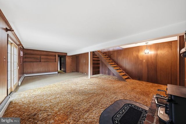 19040 NEW HAMPSHIRE AVE, Brinklow, MD 20862