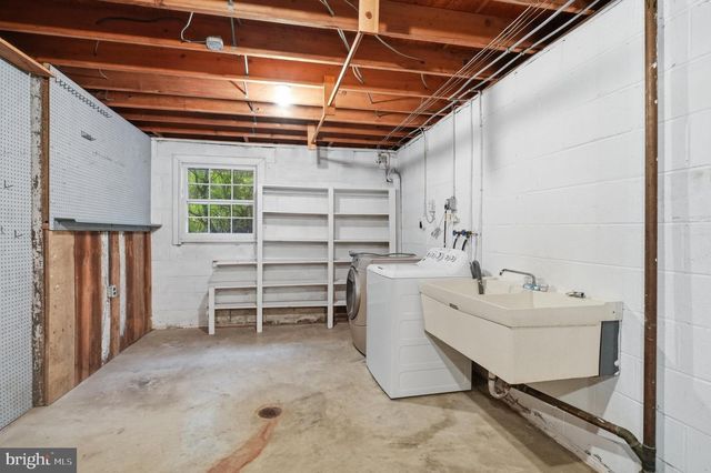 19040 NEW HAMPSHIRE AVE, Brinklow, MD 20862