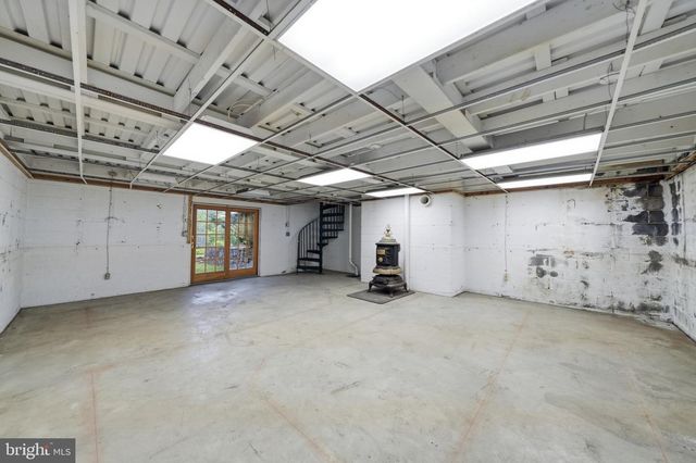 19040 NEW HAMPSHIRE AVE, Brinklow, MD 20862