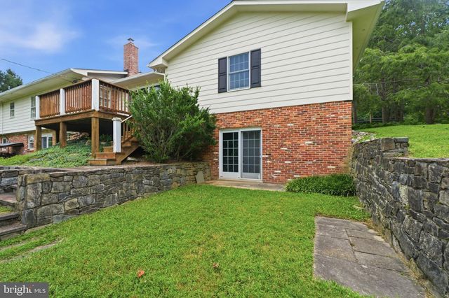 19040 NEW HAMPSHIRE AVE, Brinklow, MD 20862