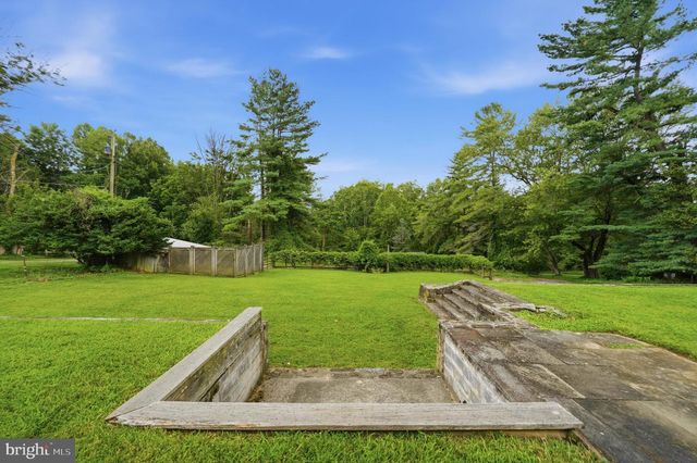 19040 NEW HAMPSHIRE AVE, Brinklow, MD 20862