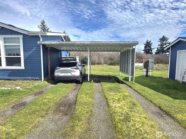 8905 Canal Road SE, Yelm, WA 98597