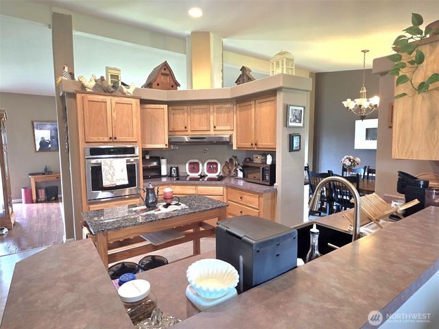 8905 Canal Road SE, Yelm, WA 98597