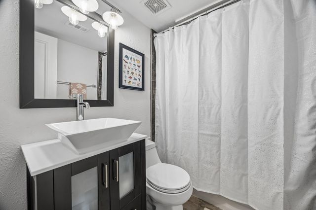 14719 Barryknoll Lane 51, Houston, TX 77079