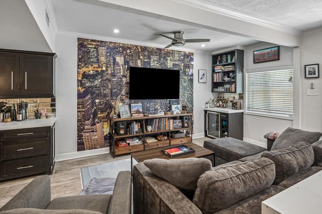 14719 Barryknoll Lane 51, Houston, TX 77079