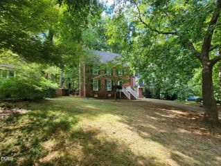 105 Leeward Court, Cary, NC 27511
