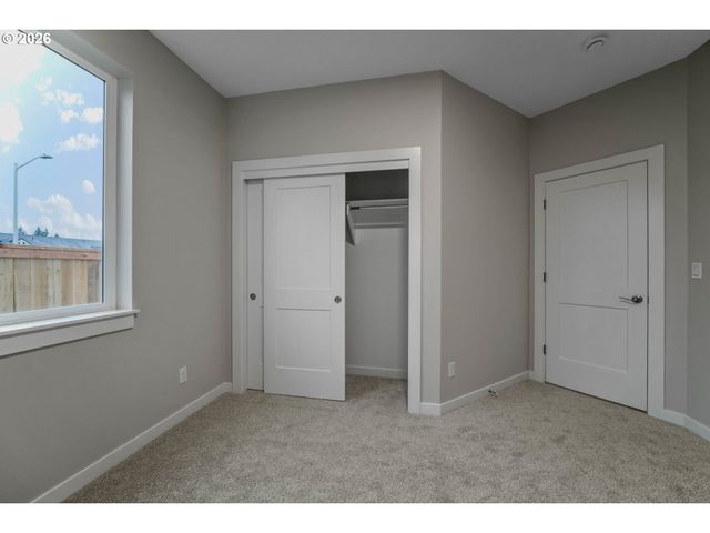 755 Emily Grace Ct Se, Salem, OR 97306