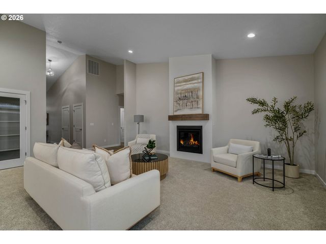 755 Emily Grace Ct Se, Salem, OR 97306