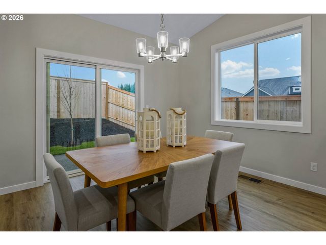 755 Emily Grace Ct Se, Salem, OR 97306