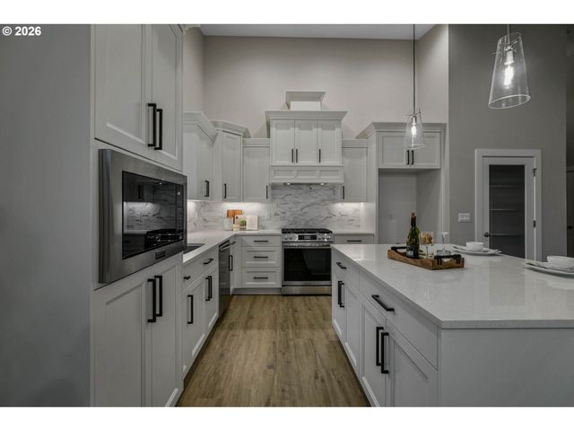 755 Emily Grace Ct Se, Salem, OR 97306