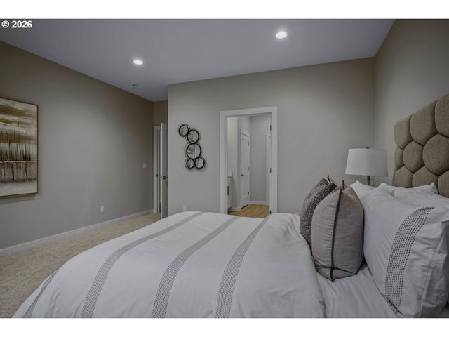 755 Emily Grace Ct Se, Salem, OR 97306