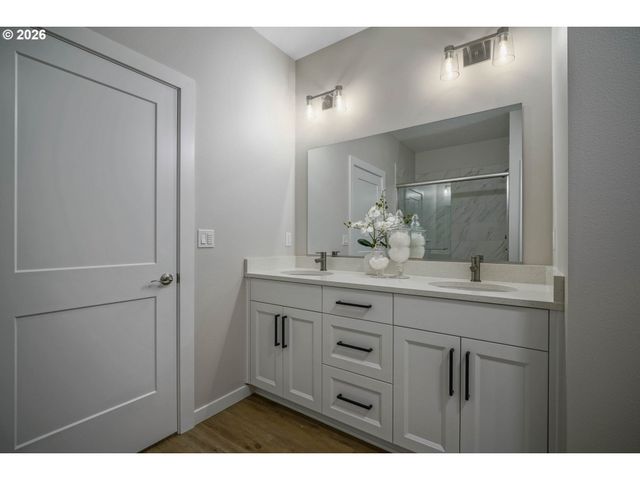 755 Emily Grace Ct Se, Salem, OR 97306