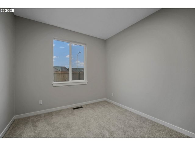 755 Emily Grace Ct Se, Salem, OR 97306