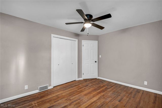 4735 lawrence Avenue, Garfield Heights, OH 44125