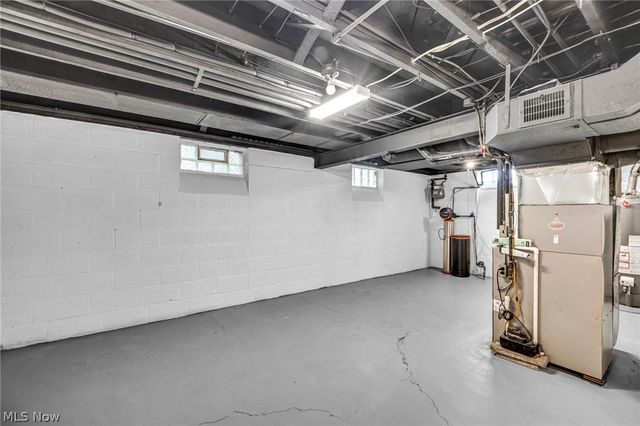 4735 lawrence Avenue, Garfield Heights, OH 44125