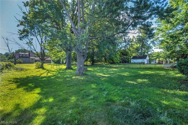 4735 lawrence Avenue, Garfield Heights, OH 44125