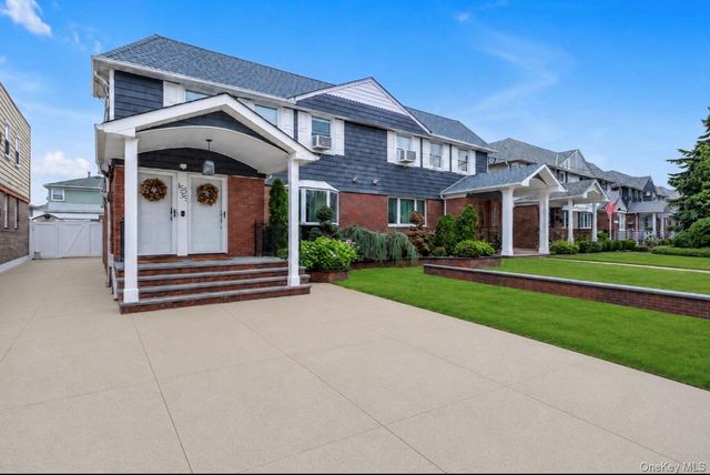 15535 Huron Street, Howard Beach, NY 11414