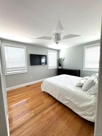 24910 139th Avenue 1, Rosedale, NY 11422