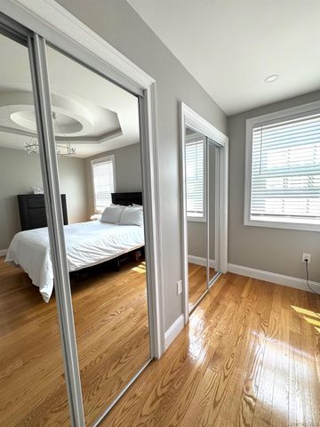 24910 139th Avenue 1, Rosedale, NY 11422