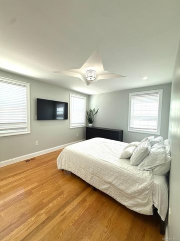 24910 139th Avenue 1, Rosedale, NY 11422