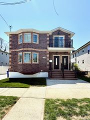 24910 139th Avenue 1, Rosedale, NY 11422