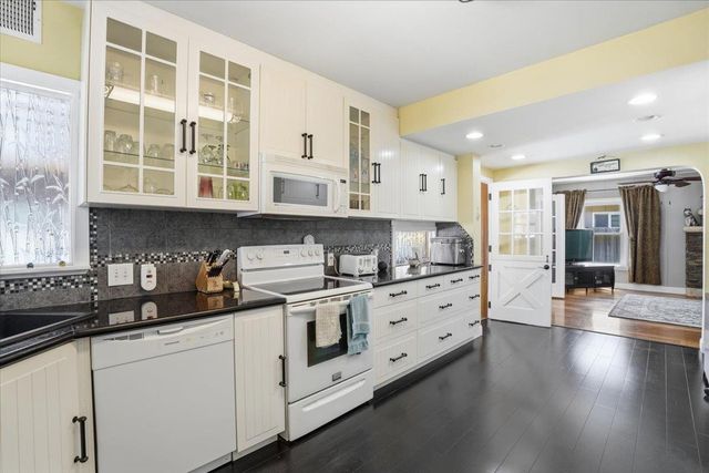 2141 Greely Dr, Marysville, CA 95901