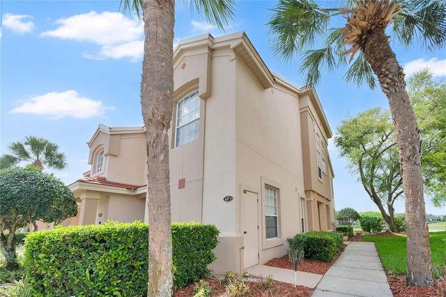 427 ENCLAVE PLACE 427, Lakeland, FL 33803