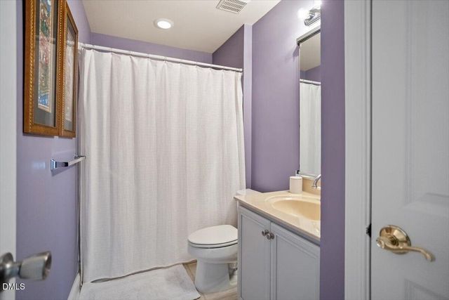 9425 Oglebay Court, Raleigh, NC 27617