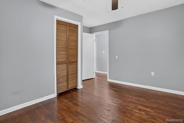 2130 Luwanna Drive, Lansing, MI 48910