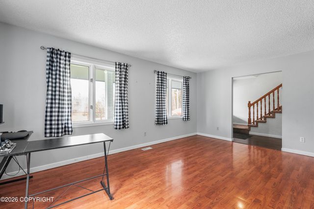 3251 N Banner Way, Wasilla, AK 99654